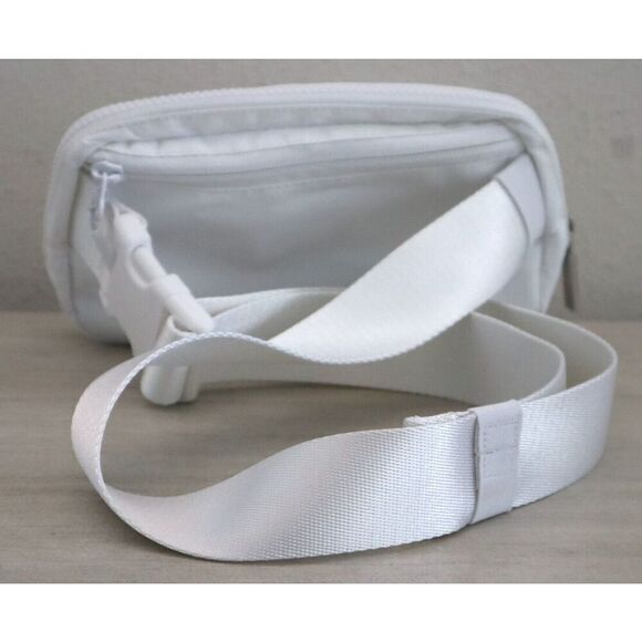Lululemon LU9AZ3S Women's One Size White Everywhere Belt Bag - Picture 2 of 7